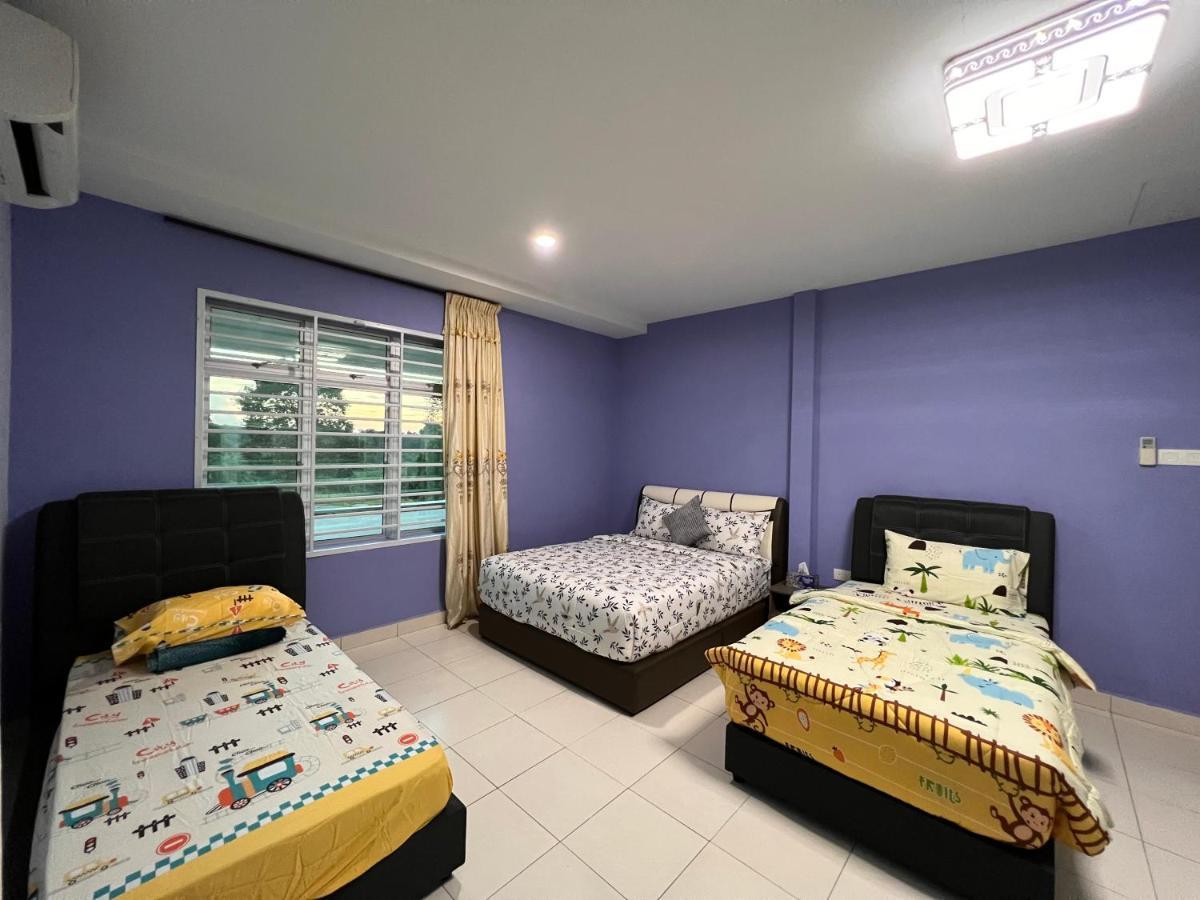 The Uniique Haus - Johor 1st Staycation Water Dining Experience Holiday home Johor Bahru