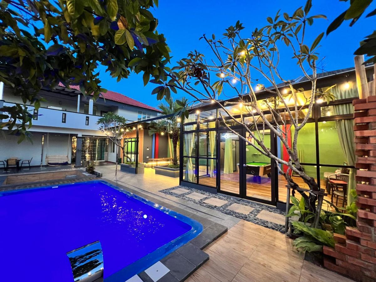 Holiday home The Uniique Haus - Johor 1st Staycation Water Dining Experience